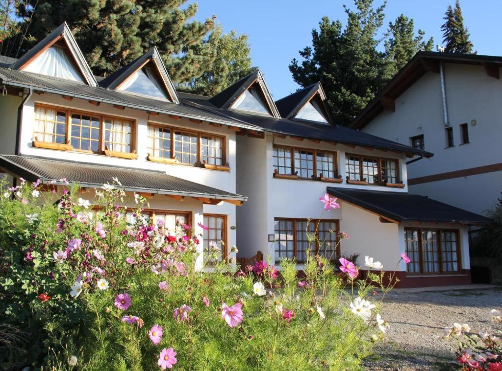 La Ponderosa Apart Hotel San Carlos de Bariloche Exterior photo
